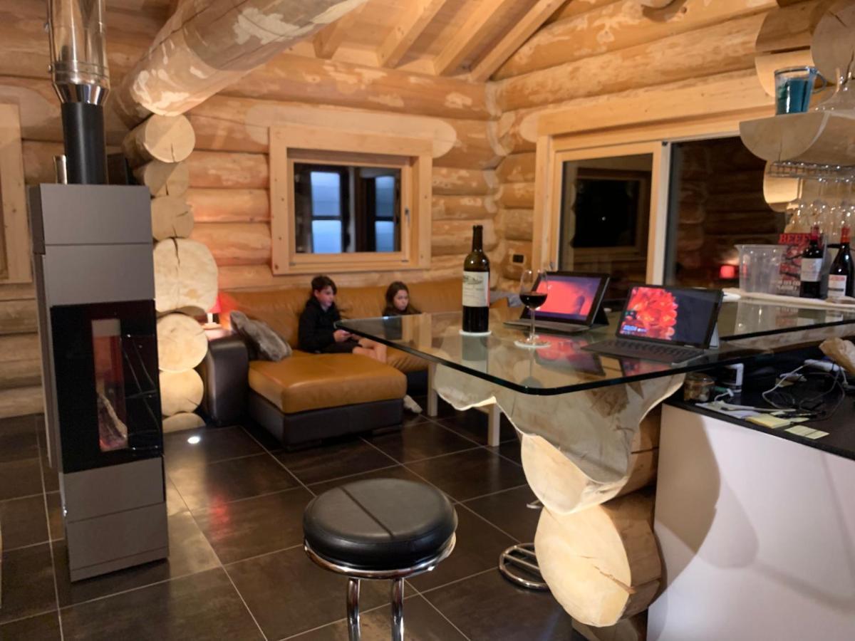 Chalet Anzac Chalet 5 Etoiles En Rondins Tout Neuf Unique Dans Les Aravis Les Villards-sur-Thônes Dış mekan fotoğraf